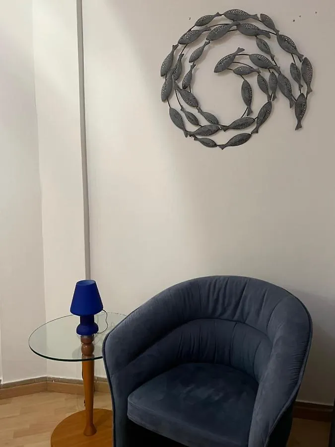 شقة لارنكا See To Sea Lux Suite Finikoudes Beach